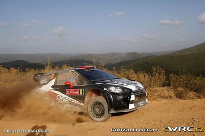 Kimi Räikkönen - Kaj Lindström
45º Vodafone Rally de Portugal 2011. Citroën DS3 WRC (BF-660-XB). Clasificado 7º.
Ice 1 Racing

Del 24 al 27 de Marzo, Lisboa, Faro.
Superficie: tierra.

El Rally constaba de 3 etapas con un total de 1363.55 km de los que 385.37 km divididos en 17 tramos eran cronometrados.

Tomaron la salida 71 equipos, finalizaro 38.

© Gonzalo Belay

Palabras clave: Citroen;WRC;Portugal;2011