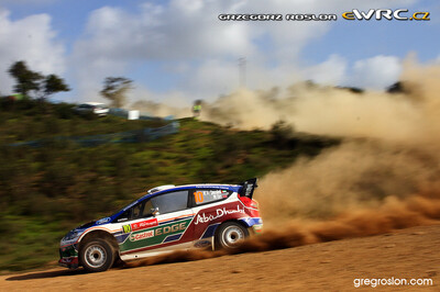 Khalid Al-Qassimi - Michael Orr
45º Vodafone Rally de Portugal 2011. Ford Fiesta RS WRC (PX60 AWP). Clasificado 14º.
Team Abu Dhabi

Del 24 al 27 de Marzo, Lisboa, Faro.
Superficie: tierra.

El Rally constaba de 3 etapas con un total de 1363.55 km de los que 385.37 km divididos en 17 tramos eran cronometrados.

Tomaron la salida 71 equipos, finalizaro 38.

© Greg Roslon

Palabras clave: Ford;Fiesta;WRC;Portugal;2011