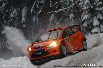 Henning Solberg - Ilka Minor
59º Rally Sweden 2011. Ford Fiesta RS WRC (PX60 AVE). Abandonó por accidente en SS8 Lesjöfors 1 de 15 km.
Stobart M-Sport Ford RT

Del 10 al 13 de Febrero, Karlstad.
Superficie: nieve - hielo.

El Rally constaba de 3 etapas con un total de 2059.89 km de los que 351.24 km divididos en 22 tramos eran cronometrados.

Tomaron la salida 45 equipos, finalizaron 34.

© Greg Roslon

Palabras clave: Ford;Fiesta;WRC;Suecia;2011