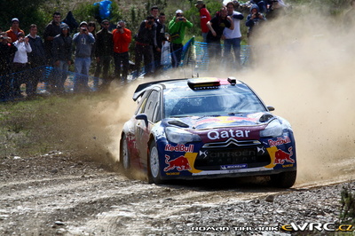 Thierry Neuville - Nicolas Gilsoul
46º Vodafone Rally de Portugal 2012. Citroën DS3 WRC (BF-082-XC). Clasificado 8º.
Citroën Junior WRT

Del 29 de Marzo al 1 de Marzo, Faro.
Superficie: tierra.

El Rally tenia un total de 1497.92 km de los que 434.77 km divididos en 4 etapas y 22 tramos eran cronometrados (3 de ellos fueron cancelados SS8 Tavira 2 de 25.0 km, SS9 Alcarias 2 de 25.2 km, SS10
São Brás de Alportel 2 de 16.2 km).

Tomaron la salida 51 equipos, finalizaron 30.

© Roman Tihlarik
@
Palabras clave: Thierry_Neuville;Citroen;DS3;WRC;Portugal;2012