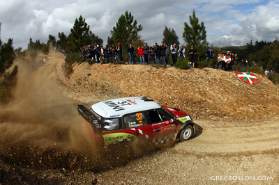 Dani Sordo - Carlos del Barrio
46º Vodafone Rally de Portugal 2012. Mini John Cooper Works WRC (4 WRC). Clasificado 11º.
Citroën Junior WRT

Del 29 de Marzo al 1 de Marzo, Faro.
Superficie: tierra.

El Rally tenia un total de 1497.92 km de los que 434.77 km divididos en 4 etapas y 22 tramos eran cronometrados (3 de ellos fueron cancelados SS8 Tavira 2 de 25.0 km, SS9 Alcarias 2 de 25.2 km, SS10
São Brás de Alportel 2 de 16.2 km).

Tomaron la salida 51 equipos, finalizaron 30.

PHOTO 1 de 2
© Greg Roslon
@
Palabras clave: ;Mini_Cooper;WRC;Portugal;2012