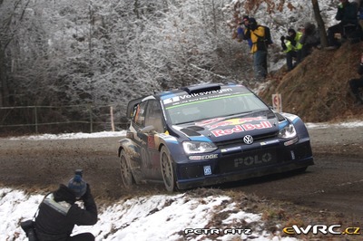 Sébastien Ogier - Julien Ingrassia
83º Rallye Automobile Monte-Carlo 2015. Volkswagen Polo R WRC (WOB VW 524). Clasificado 1º.
Volkswagen Motorsport

Del 21 al 25 de Enero, Gap - Monaco.
Superficie: asfalto - nieve.

El Rallye constaba de 4 etapas con un total de 1383.15 km de los que 355.48 km divididos en 15 tramos eran cronometrados.

Tomaron la salida 94 equipos, finalizaron 78.

© Petr Fitz

Palabras clave: Volkswagen;Polo;WRC;Montecarlo;2015