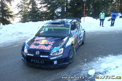 Sébastien Ogier - Julien Ingrassia
83º Rallye Automobile Monte-Carlo 2015. Volkswagen Polo R WRC (WOB VW 524). Clasificado 1º.
Volkswagen Motorsport

Del 21 al 25 de Enero, Gap - Monaco.
Superficie: asfalto - nieve.

El Rallye constaba de 4 etapas con un total de 1383.15 km de los que 355.48 km divididos en 15 tramos eran cronometrados.

Tomaron la salida 94 equipos, finalizaron 78.

© Petr Fitz

Palabras clave: Volkswagen;Polo;WRC;Montecarlo;2015