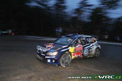 Jari-Matti Latvala - Miikka Anttila
83º Rallye Automobile Monte-Carlo 2015. Volkswagen Polo R WRC (WOB VW 525). Clasificado 2º.
Volkswagen Motorsport

Del 21 al 25 de Enero, Gap - Monaco.
Superficie: asfalto - nieve.

El Rallye constaba de 4 etapas con un total de 1383.15 km de los que 355.48 km divididos en 15 tramos eran cronometrados.

Tomaron la salida 94 equipos, finalizaron 78.

© Juha Bos

Palabras clave: Volkswagen;Polo;WRC;Montecarlo;2015