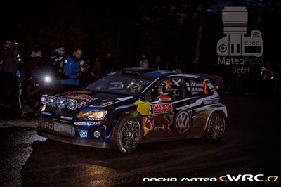 Jari-Matti Latvala - Miikka Anttila
83º Rallye Automobile Monte-Carlo 2015. Volkswagen Polo R WRC (WOB VW 525). Clasificado 2º.
Volkswagen Motorsport

Del 21 al 25 de Enero, Gap - Monaco.
Superficie: asfalto - nieve.

El Rallye constaba de 4 etapas con un total de 1383.15 km de los que 355.48 km divididos en 15 tramos eran cronometrados.

Tomaron la salida 94 equipos, finalizaron 78.

© Nacho Mateo

Palabras clave: Volkswagen;Polo;WRC;Montecarlo;2015