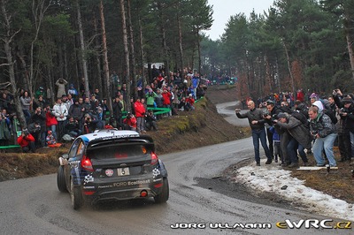 Elfyn Evans - Daniel Barritt
83º Rallye Automobile Monte-Carlo 2015. Ford Fiesta RS WRC (PX14 HHY). Clasificado 7º.
M-Sport World Rally Team

Del 21 al 25 de Enero, Gap - Monaco.
Superficie: asfalto - nieve.

El Rallye constaba de 4 etapas con un total de 1383.15 km de los que 355.48 km divididos en 15 tramos eran cronometrados.

Tomaron la salida 94 equipos, finalizaron 78.

© Jorge Ullmann

Palabras clave: Ford;Fiesta;WRC;Montecarlo;2015