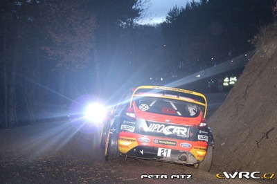 Martin Prokop - Jan Tománek
83º Rallye Automobile Monte-Carlo 2015. Ford Fiesta RS WRC (06R 0035). Clasificado 9º.
Jipocar Czech National Team

Del 21 al 25 de Enero, Gap - Monaco.
Superficie: asfalto - nieve.

El Rallye constaba de 4 etapas con un total de 1383.15 km de los que 355.48 km divididos en 15 tramos eran cronometrados.

Tomaron la salida 94 equipos, finalizaron 78.

© Petr Fitz

Palabras clave: Ford;Fiesta;WRC;Montecarlo;2015
