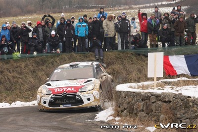 Kris Meeke - Paul Nagle
83º Rallye Automobile Monte-Carlo 2015. Citroën DS3 WRC (CA-975-ZW). Clasificado 10º.
Citroën Total Abu Dhabi WRT

Del 21 al 25 de Enero, Gap - Monaco.
Superficie: asfalto - nieve.

El Rallye constaba de 4 etapas con un total de 1383.15 km de los que 355.48 km divididos en 15 tramos eran cronometrados.

Tomaron la salida 94 equipos, finalizaron 78.

© Petr Fitz

Palabras clave: Citroen;WRC;Montecarlo;2015