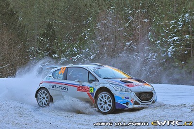 Craig Breen - Scott Martin
83º Rallye Automobile Monte-Carlo 2015. Peugeot 208 T16 (DC-140-WT). Clasificado 13º.
Saintéloc Junior Team

Del 21 al 25 de Enero, Gap - Monaco.
Superficie: asfalto - nieve.

El Rallye constaba de 4 etapas con un total de 1383.15 km de los que 355.48 km divididos en 15 tramos eran cronometrados.

Tomaron la salida 94 equipos, finalizaron 78.

© Jörg Ullmann

Palabras clave: Peugeot;Montecarlo;2015