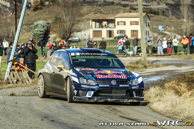 Andears Mikkelsen - Anders Jæger
84º Rallye Automobile de Montecarlo 2016. Volkswagen Polo R WRC (WOB VW 141). Clasificado 2º.
Volkswagen Motorsport

Del 18 al 21 de Enero, Gap - Monaco.
Superficie: asfalto - nieve.

El Rallye constaba de 4 etapas con un total de 11411.85 km de los que 382.65 km divididos en 15 tramos eran cronometrados, (2 de ellos fueron cancelados SS1 Entrevaux - Val-de-Chalvagne - Ubraye de 21,25 km y SS16 Lucéram - Col St-Roch 2 de 5,5 km).

Tomaron la salida 73 equipos, finalizaron 54.

© Attila Szabo

Palabras clave: Volkswagen;Polo;WRC;Montecarlo;2016