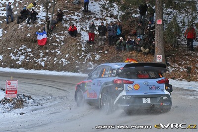 Thierry Neuville -  Nicolas Gilsoul
84º Rallye Automobile de Montecarlo 2016. Hyundai NG i20 WRC (ALZ WR 12). Clasificado 3º.
Hyundai Motorsport

Del 18 al 21 de Enero, Gap - Monaco.
Superficie: asfalto - nieve.

El Rallye constaba de 4 etapas con un total de 11411.85 km de los que 382.65 km divididos en 15 tramos eran cronometrados, (2 de ellos fueron cancelados SS1 Entrevaux - Val-de-Chalvagne - Ubraye de 21,25 km y SS16 Lucéram - Col St-Roch 2 de 5,5 km).

Tomaron la salida 73 equipos, finalizaron 54.

© Jorg Ullmann

Palabras clave: Hyndai;WRC;Montecarlo;2016