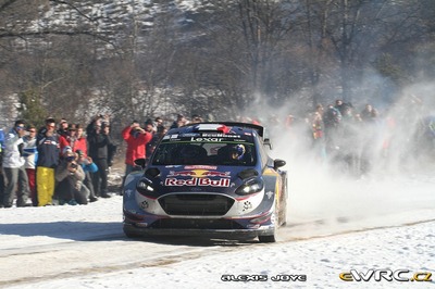Sébastien Ogier - Julien Ingrassia
85º Rallye Automobile de Montecarlo 2017. Ford Fiesta WRC (WRT 1). Clasificado 1º.
M-Sport World Rally Team

Del 18 al 21 de Enero, Gap - Monaco.
Superficie: asfalto - nieve.

El Rallye constaba de 4 etapas con un total de 11411.85 km de los que 382.65 km divididos en 15 tramos eran cronometrados, (2 de ellos fueron cancelados SS1 Entrevaux - Val-de-Chalvagne - Ubraye de 21,25 km y SS16 Lucéram - Col St-Roch 2 de 5,5 km).

Tomaron la salida 73 equipos, finalizaron 54.

© Alexis Joye

Palabras clave: Ford;Fiesta;WRC;Montecarlo;2017