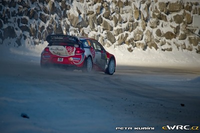 Craig Breen - Scott Martin
85º Rallye Automobile de Montecarlo 2017. Citroën DS3 WRC (BN-346-MV). Clasificado 5º.
Citroën Total Abu Dhabi WRT

Del 18 al 21 de Enero, Gap - Monaco.
Superficie: asfalto - nieve.

El Rallye constaba de 4 etapas con un total de 11411.85 km de los que 382.65 km divididos en 15 tramos eran cronometrados, (2 de ellos fueron cancelados SS1 Entrevaux - Val-de-Chalvagne - Ubraye de 21,25 km y SS16 Lucéram - Col St-Roch 2 de 5,5 km).

Tomaron la salida 73 equipos, finalizaron 54.

© Petr Kubíni

Palabras clave: Citroen;DS3;WRC;Montecarlo;2017