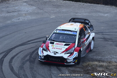 Ott Tänak - Martin Järveoja
87º Rallye Automobile de Monte-Carlo 2019. Toyota Yaris WRC (SP 1010). Clasificado 3º.
Toyota Gazoo Racing WRT

Del 24 al 27 de Enero, Gap - Monaco.
Superficie: asfalto - nieve.

El Rallye constaba de 4 etapas con un total de 1366.43 km de los que 323.83 km divididos en 15 tramos eran cronometrados, (uno de ellos fue cancelado, SS3 Valdrôme - Sigottier 1 de 20,04 km).

Tomaron la salida 88 equipos, finalizaron 73.

© Johan Dubee

Palabras clave: Toyota;Yaris;WRC;Montecarlo;2019