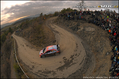Thierry Neuville - Nicolas Gilsoul
88º Rallye Automobile Monte-Carlo 2020. Hyundai i20 Coupe WRC (ALZ WR 42). Clasificado 1º.
Hyundai Shell Mobis WRT

Del 22 al 26 de Enero, Gap - Monaco.
Superficie: asfalto - nieve.

El Rallye constaba de 4 etapas con un total de 1505.64 km de los que 304.28 km divididos en 15 tramos eran cronometrados.

Tomaron la salida 88 equipos, finalizaron 73.

© Marcin Rybak

Palabras clave: Hyundai;WRC;Montecarlo;2020