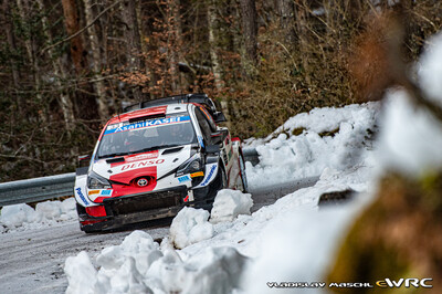 Elfyn Evans - Scott Martin
89º Rallye Automobile de Monte-Carlo 2021. Toyota Yaris WRC (SP 1013). Clasificado 2º.
Toyota Gazoo Racing WRT

Del 21 al 24 de Enero, Gap - Monaco.
Superficie: asfalto - nieve.

El Rallye constaba de 4 etapas con un total de 1392.88 km de los que 279.88 km divididos en 15 tramos eran cronometrados (uno de ellos fue cancelado, SS8 Montauban-sur-l'Ouvèze - Villebois-les-Pins 2 de 22.24 km).

Tomaron la salida 79 equipos, finalizaron 62.

© Vladislav Maschl

Palabras clave: Toyota;Yaris;WRC;Montecarlo;2021