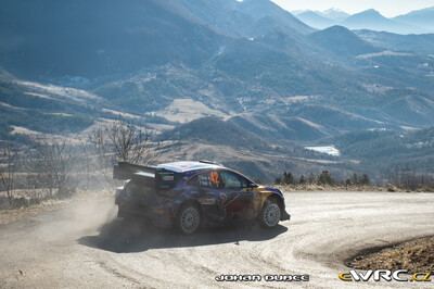 Craig Breen - Paul Nagle
90º Rallye Automobile de Monte-Carlo 2022. Ford Puma Rally1 Hybrid (1 WRT). Clasificado 3º.
M-Sport Ford WRT

Del 20 al 23 de Enero, Monaco.
Superficie: asfalto - nieve.

El Rallye constaba de 4 etapas con un total de 1511.47 km de los que 296.03 km divididos en 17 tramos eran cronometrados.

Tomaron la salida 74 equipos, finalizaron 62.

© Johan Dubee

Palabras clave: Ford;Puma;Montecarlo;2022