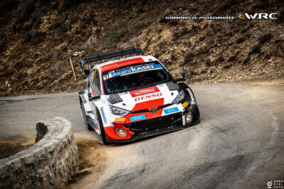 Sébastien Ogier - Vincent Landais
91º Rallye Automobile de Monte-Carlo 2023. Toyota GR Yaris Rally1 Hybrid (A-6765). Clasificado 1º.
Toyota Gazoo Racing WRT

Del 19 al 22 de Enero, Monaco.
Superficie: asfalto - nieve.

El Rallye constaba de 4 etapas con un total de 1534.79 km de los que 325.02 km divididos en 18 tramos eran cronometrados.

Tomaron la salida 75 equipos, finalizaron 67.

© Gabriela Mozdzierz

Palabras clave: Toyota;Yaris;Montecarlo;2023