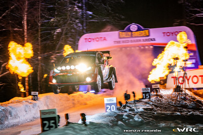 Takamoto Katsuta - Aaron Johnston
73º Rally Sweden 2026. Toyota GR Yaris Rally1 (A-7664). Clasificado 2º.
Toyota Gazoo Racing WRT

Del 12 al 15 de Febrero, Umeå.
Superficie: nieve - hielo.

El Rallye constaba de 3 etapas con un total de 1069.44 km de los que 300.66 km divididos en 18 tramos eran cronometrados.

Tomaron la salida 57 equipos.

© Honza Fronek

Palabras clave: Toyota;Yaris;Suecia;2026