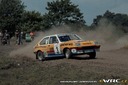 Nombre del archivo=1982_003_003_Russell_Brookes_Herman_Janssen_hja_auto2823001.jpg
Tamaño del archivo=297KiB
Dimensiones=1193x800
Fecha añadida=19 Mayo 2025 1982_003_003_Russell_Brookes_Herman_Janssen_hja_auto2823001.jpg