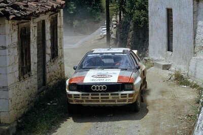 Hannu Mikkola - Arne Hertz
30º Acrópolis Rally 1983. Audi Quattro A2 (IN-NM 27). Abandonó por motor en SS37 Theoktisto de 19,68 Km.
Audi Sport

Del 30 de Mayo al 2 de Junio, Atenas, Grecia.
Superficie: tierra.

El Rally tenia un total de 2264 km de los que 843.30 km divididos en 45 tramos eran especiales, (uno de ellos fue cancelado SS22 Tsouka de 6.57 km).

Tomaron la salida 120 equipos, finalizaron 36.
@
Palabras clave: Audi;Quattro;Grupo_B;Acropolis;Grecia;1983