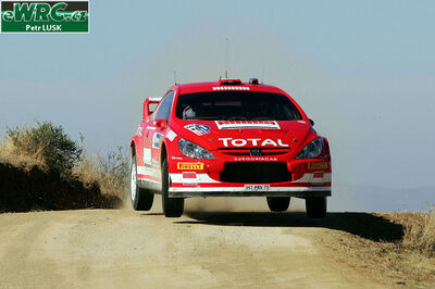 Markko Märtin - Michael Park
2º Corona Rally Mexico 2005. Peugeot 307 WRC (967 PRV 75). Clasificado 3º.
Marlboro Peugeot Total

Del 11 al 13 de Marzo, León.
Superficie: tierra.

El Rallye constaba de 3 etapas con un total de 928.74 km de los que 355.97 km divididos en 14 tramos eran cronometrados.

Tomaron la salida 38 equipos, finalizaron 28.

© Petr Lusk

Palabras clave: Peugeot;WRC;Mexico;2005