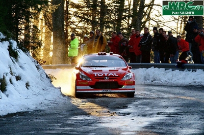Markko Märtin - Michael Park
73º Rallye Automobile de Monte-Carlo 2005. Peugeot 307 WRC (66 PYK 75). Clasificado 4º.
Marlboro Peugeot Total

Del 21 al 23 de Enero, Mónaco
Superficie: asfalto - nieve.

El Rally tenis un total de 1360.13 km de los que 353.07 km divididos en 15 tramos eran especiales.

Tomaron la salida 34 equipos, finalizaron 24.

© Petr Sagner

Palabras clave: Peugeot;WRC;Montecarlo;2005