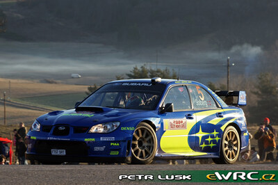 Petter Solberg - Phil Mills
76º Rallye Automobile de Monte-Carlo 2008. Subaru Impreza S12B WRC '07 (FT57 SRT). Clasificado 5º.
Subaru World Rally Team

Del 24 al 27 de Enero, Valence - Monaco.
Superficie: asfalto - nieve.

El Rally tenia un total de 1481.25 km de los que 365.09 km divididos en 19 tramos, eran especiales.

Se inscribieron 50, tomaron la salida 47, finalizaron 34.

© Petr Lusk
@@
Palabras clave: Subaru;Impreza;WRC;Montecarlo;2008
