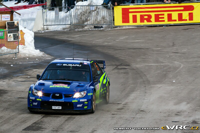 Petter Solberg - Phil Mills
76º Rallye Automobile de Monte-Carlo 2008. Subaru Impreza S12B WRC '07 (FT57 SRT). Clasificado 5º.
Subaru World Rally Team

Del 24 al 27 de Enero, Valence - Monaco.
Superficie: asfalto - nieve.

El Rally tenia un total de 1481.25 km de los que 365.09 km divididos en 19 tramos, eran especiales.

Se inscribieron 50, tomaron la salida 47, finalizaron 34.

© Robert Tuchowski
@@
Palabras clave: Subaru;Impreza;WRC;Montecarlo;2008