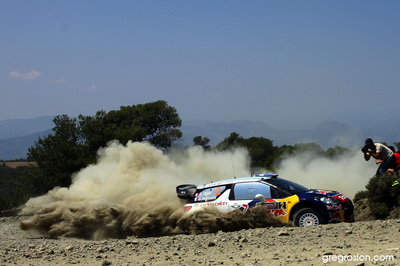 Sébastien Ogier - Julien Ingrassia
57º Acropolis Rally 2011. Citroën DS3 WRC (BF-911-XB). Clasificado 1º.
Citroën Total WRT

Del 16 al 19 de Junio, Loutraki.
Superficie: tierra.

El Rallye constaba de 3 etapas con un total de 1217.82 km de los que 348.80 km divididos en 18 tramos eran cronometrados.

Tomaron la salida 42 equipos, finalizaron 35.

© Greg Roslon

Palabras clave: Citroen;DS3;WRC;Acropolis;2011