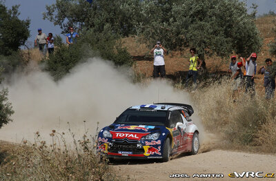Sébastien Ogier - Julien Ingrassia
57º Acropolis Rally 2011. Citroën DS3 WRC (BF-911-XB). Clasificado 1º.
Citroën Total WRT

Del 16 al 19 de Junio, Loutraki.
Superficie: tierra.

El Rallye constaba de 3 etapas con un total de 1217.82 km de los que 348.80 km divididos en 18 tramos eran cronometrados.

Tomaron la salida 42 equipos, finalizaron 35.

© Joel Martin

Palabras clave: Citroen;DS3;WRC;Acropolis;2011