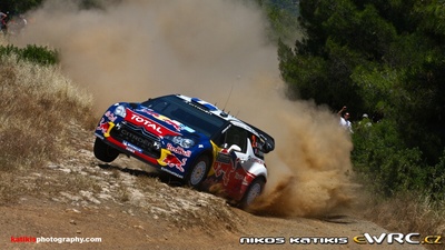 Sébastien Ogier - Julien Ingrassia
57º Acropolis Rally 2011. Citroën DS3 WRC (BF-911-XB). Clasificado 1º.
Citroën Total WRT

Del 16 al 19 de Junio, Loutraki.
Superficie: tierra.

El Rallye constaba de 3 etapas con un total de 1217.82 km de los que 348.80 km divididos en 18 tramos eran cronometrados.

Tomaron la salida 42 equipos, finalizaron 35.

© Nikos Katikis

Palabras clave: Citroen;DS3;WRC;Acropolis;2011