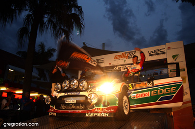 Mikko Hirvonen - Jarmo Lehtinen
21º Repco Rally Australia 2011. Ford Fiesta RS WRC (PX60 AVL). Clasificado 1º.
Ford Abu Dhabi WRT

Del 8 al 11 de Setiembre, Coffs Harbour.
Superficie: tierra.

El Rallye constaba de 3 etapas con un total de 1246.78 km de los que 368.96 km divididos en 26 tramos eran cronometrados.

Tomaron la salida 29 equipos, finalizaron 24.

© Greg Roslon

Palabras clave: Ford;Fiesta;WRC;Australia;2011