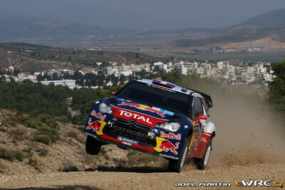 Sébastien Loeb - Daniel Elena
57º Acropolis Rally 2011. Citroën DS3 WRC (BF-735-XB). Clasificado 2º.
Citroën Total WRT

Del 16 al 19 de Junio, Loutraki.
Superficie: tierra.

El Rallye constaba de 3 etapas con un total de 1217.82 km de los que 348.80 km divididos en 18 tramos eran cronometrados.

Tomaron la salida 42 equipos, finalizaron 35.

© Joel Martin


Palabras clave: Citroen;DS3;WRC;Acropolis;2011