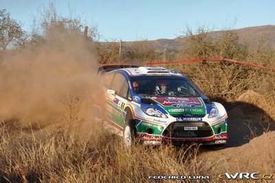 Mikko Hirvonen - Jarmo Lehtinen
31º Rally Argentina 2011. Ford Fiesta RS WRC (PX60 AVL). Clasificado 2º.
Ford Abu Dhabi WRT

Del 26 al 29 de Mayo, Villa Carlos Paz.
Superficie: tierra.

El Rallye constaba de 3 etapas con un total de 1457.08 km de los que 378.15 km divididos en 19 tramos eran cronometrados.

Tomaron la salida 33 equipos, finalizaron 27.

© Federico Lina

Palabras clave: Ford;Fiesta;WRC;Argentina;2011