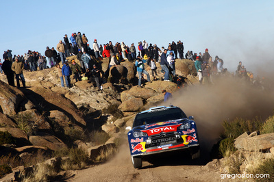 Sébastien Ogier - Julien Ingrassia
31º Rally Argentina 2011. Citroën DS3 WRC (BK-359-DW). Clasificado 3º.
Citroën Total WRT

Del 26 al 29 de Mayo, Villa Carlos Paz.
Superficie: tierra.

El Rallye constaba de 3 etapas con un total de 1457.08 km de los que 378.15 km divididos en 19 tramos eran cronometrados.

Tomaron la salida 33 equipos, finalizaron 27.

© Greg Roslon

Palabras clave: Citroen;DS3;WRC;Argentina;2011