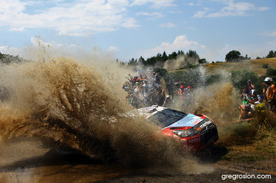 Petter Solberg - Chris Patterson
57º Acropolis Rally 2011. Citroën DS3 WRC (BH-528-BM). Clasificado 4º.
Petter Solberg WRT

Del 16 al 19 de Junio, Loutraki.
Superficie: tierra.

El Rallye constaba de 3 etapas con un total de 1217.82 km de los que 348.80 km divididos en 18 tramos eran cronometrados.

Tomaron la salida 42 equipos, finalizaron 35.

© Greg Roslon

Palabras clave: Citroen;DS3;WRC;Acropolis;2011