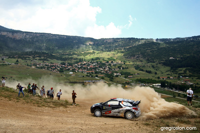 Kimi Räikkönen - Kaj Lindström
57º Acropolis Rally 2011. Citroën DS3 WRC (BN-346-MV). Clasificado 7º.
Ice 1 Racing

Del 16 al 19 de Junio, Loutraki.
Superficie: tierra.

El Rallye constaba de 3 etapas con un total de 1217.82 km de los que 348.80 km divididos en 18 tramos eran cronometrados.

Tomaron la salida 42 equipos, finalizaron 35.

© Greg Roslon

Palabras clave: Citroen;DS3;WRC;Acropolis;2011