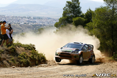 Jari-Matti Latvala - Miikka Anttila
57º Acropolis Rally 2011. Ford Fiesta RS WRC (PX60 AVK). Clasificado 9º.
Ford Abu Dhabi WRT

Del 16 al 19 de Junio, Loutraki.
Superficie: tierra.

El Rallye constaba de 3 etapas con un total de 1217.82 km de los que 348.80 km divididos en 18 tramos eran cronometrados.

Tomaron la salida 42 equipos, finalizaron 35.

© Petr Eliáš

Palabras clave: Ford;Fiesta;WRC;Acropolis;2011