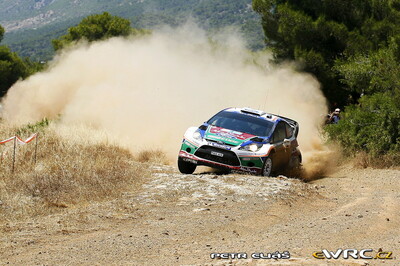 Jari-Matti Latvala - Miikka Anttila
57º Acropolis Rally 2011. Ford Fiesta RS WRC (PX60 AVK). Clasificado 9º.
Ford Abu Dhabi WRT

Del 16 al 19 de Junio, Loutraki.
Superficie: tierra.

El Rallye constaba de 3 etapas con un total de 1217.82 km de los que 348.80 km divididos en 18 tramos eran cronometrados.

Tomaron la salida 42 equipos, finalizaron 35.

© Petr Eliáš

Palabras clave: Ford;Fiesta;WRC;Acropolis;2011