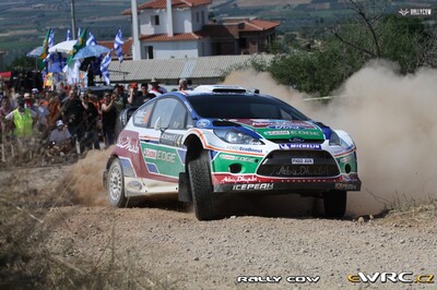 Jari-Matti Latvala - Miikka Anttila
57º Acropolis Rally 2011. Ford Fiesta RS WRC (PX60 AVK). Clasificado 9º.
Ford Abu Dhabi WRT

Del 16 al 19 de Junio, Loutraki.
Superficie: tierra.

El Rallye constaba de 3 etapas con un total de 1217.82 km de los que 348.80 km divididos en 18 tramos eran cronometrados.

Tomaron la salida 42 equipos, finalizaron 35.

© Rally Cow

Palabras clave: Ford;Fiesta;WRC;Acropolis;2011