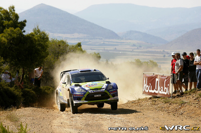 Dennis Kuipers - Frédéric Miclotte
57º Acropolis Rally 2011. Ford Fiesta RS WRC (PX11 AMV). Clasificado 10º.
Ferm Powertools WRT

Del 16 al 19 de Junio, Loutraki.
Superficie: tierra.

El Rallye constaba de 3 etapas con un total de 1217.82 km de los que 348.80 km divididos en 18 tramos eran cronometrados.

Tomaron la salida 42 equipos, finalizaron 35.

© Petr Eliáš

Palabras clave: Ford;Fiesta;WRC;Acropolis;2011