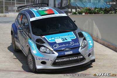 Bernardo Sousa - António Costa
57º Acropolis Rally 2011. Ford Fiesta S2000 (PX59 AVG). Clasificado 11º.
Team Quinta do Lorde

Del 16 al 19 de Junio, Loutraki.
Superficie: tierra.

El Rallye constaba de 3 etapas con un total de 1217.82 km de los que 348.80 km divididos en 18 tramos eran cronometrados.

Tomaron la salida 42 equipos, finalizaron 35.

© Rally Cow

Palabras clave: Ford;Fiesta;Acropolis;2011