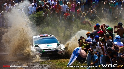 Mads Østberg - Jonas Andersson
57º Acropolis Rally 2011. Ford Fiesta RS WRC (PX60 AVF). Clasificado 12º.
Stobart M-Sport Ford RT

Del 16 al 19 de Junio, Loutraki.
Superficie: tierra.

El Rallye constaba de 3 etapas con un total de 1217.82 km de los que 348.80 km divididos en 18 tramos eran cronometrados.

Tomaron la salida 42 equipos, finalizaron 35.

© Nikos Katikis

Palabras clave: Ford;Fiesta;WRC;Acropolis;2011