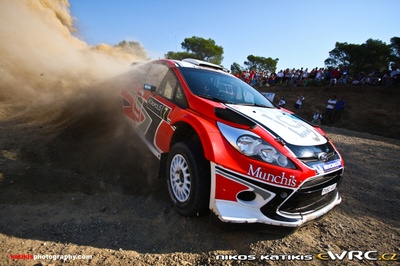 Federico Villagra - Jose Díaz
57º Acropolis Rally 2011. Ford Fiesta RS WRC (PX60 AVO). Abandonó por motor en SS17 New Pissia 2 de 11,37 km.
Munchi's Ford WRT

Del 16 al 19 de Junio, Loutraki.
Superficie: tierra.

El Rallye constaba de 3 etapas con un total de 1217.82 km de los que 348.80 km divididos en 18 tramos eran cronometrados.

Tomaron la salida 42 equipos, finalizaron 35.

© Nikos Katikis

Palabras clave: Ford;Fiesta;WRC;Acropolis;2011