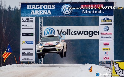 Jari-Matti  Latvala - Miikka Anttila
62º Rally Sweden 2014. Volkswagen Polo R WRC (WOB VW 519). Clasificado 1º.
Volkswagen Motorsport

Del 5 al 8 de Febrero, Karlstad.
Superficie: nieve - hielo.

El Rallye constaba de 3 etapas con un total de 1572.01 km de los que 323.54 km divididos en 24 tramos eran cronometrados (uno de ellos fue cancelado SS21 Hara 2 de 11,32 km).

Tomaron la salida 39 equipos, finalizaron 30.

© Jakub Nazim

Palabras clave: Volkswagen;Polo;WRC;Suecia;2014