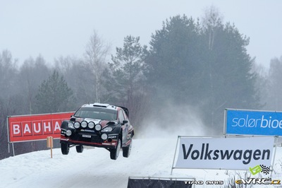 Ott Tänak - Raigo Mõlder
62º Rally Sweden 2014. Ford Fiesta RS WRC (PX12 BVS). Clasificado 5º.
M-Sport World Rally Team

Del 5 al 8 de Febrero, Karlstad.
Superficie: nieve - hielo.

El Rallye constaba de 3 etapas con un total de 1572.01 km de los que 323.54 km divididos en 24 tramos eran cronometrados (uno de ellos fue cancelado SS21 Hara 2 de 11,32 km).

Tomaron la salida 39 equipos, finalizaron 30.

© Timo Anis

Palabras clave: Ford;Fiesta;WRC;Suecia;2014