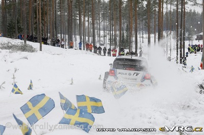 Sébastien Ogier - Julien  Ingrassia
62º Rally Sweden 2014. Volkswagen Polo R WRC (WOB VW 520). Clasificado 6º.
Volkswagen Motorsport

Del 5 al 8 de Febrero, Karlstad.
Superficie: nieve - hielo.

El Rallye constaba de 3 etapas con un total de 1572.01 km de los que 323.54 km divididos en 24 tramos eran cronometrados (uno de ellos fue cancelado SS21 Hara 2 de 11,32 km).

Tomaron la salida 39 equipos, finalizaron 30.

© David Williamson

Palabras clave: Volkswagen;Polo;WRC;Suecia;2014