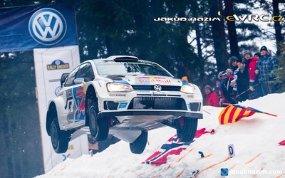 Sébastien Ogier - Julien  Ingrassia
62º Rally Sweden 2014. Volkswagen Polo R WRC (WOB VW 520). Clasificado 6º.
Volkswagen Motorsport

Del 5 al 8 de Febrero, Karlstad.
Superficie: nieve - hielo.

El Rallye constaba de 3 etapas con un total de 1572.01 km de los que 323.54 km divididos en 24 tramos eran cronometrados (uno de ellos fue cancelado SS21 Hara 2 de 11,32 km).

Tomaron la salida 39 equipos, finalizaron 30.

© Jakub Nazim

Palabras clave: Volkswagen;Polo;WRC;Suecia;2014