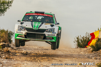 Kalle Rovanperä - Jonne Halttunen
54º RallyRACC Catalunya-COSTA DAURADA Rally de España 2018. Skoda Fabia R5 (11R 0389). Clasificado 12º.

Del 25 al 28 de Octubre, Salou, Tarragona, Catalunya, España.
Superficie: asfalto - tierra

El Rally constaba de 3 etapas con un total de 1495.73 km de los que 331.58 km divididos en 18 tramos eran cronometrados (uno de ellos fue cancelado SS6 Savallà 1 de 14,12 km)

Tomaron la salida 70 equipos, finalizaron 53.

© Borja Falcon

Palabras clave: Skoda;Fabia;Catalunya;Spain;2018